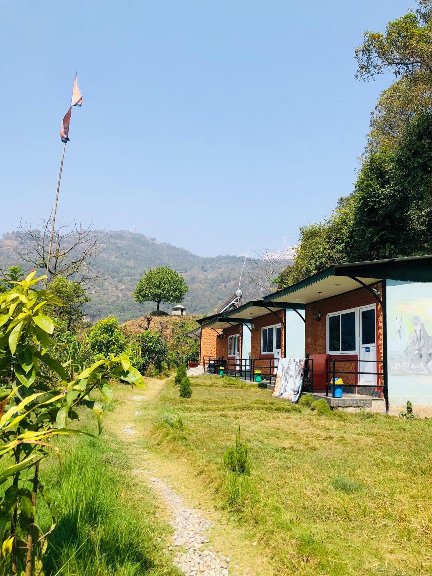 הוילה Kāskī Into The Wild Pokhara מראה חיצוני תמונה